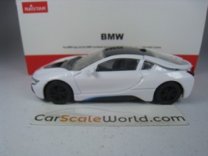 BMW i8 1/43 RASTAR (WHITE)