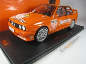 BMW M3 E30 #19 DTM 1992 NURBURGRING A. HAHNE "JAGERMEISTER" 1/18 IXO