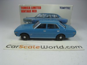 NISSAN CEDRIC STANDARD 1968 1/64 TOMICA LIMITED EDITION (BLUE)