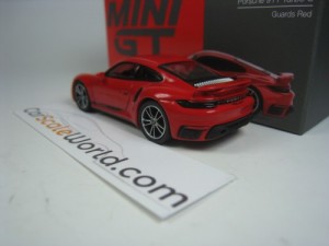 PORSCHE 911 TURBO S (992) 1/64 MINI GT (GUARDS RED)