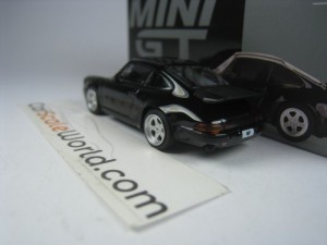 RUF CTR 1987 1/64 MINI GT (BLACK)